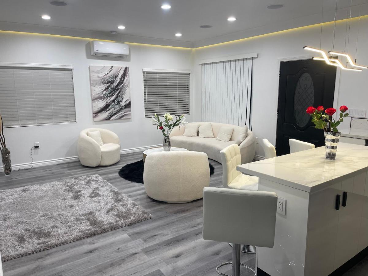 Luxury 2 Bedroom Villa Хънтингтън Бийч Екстериор снимка
